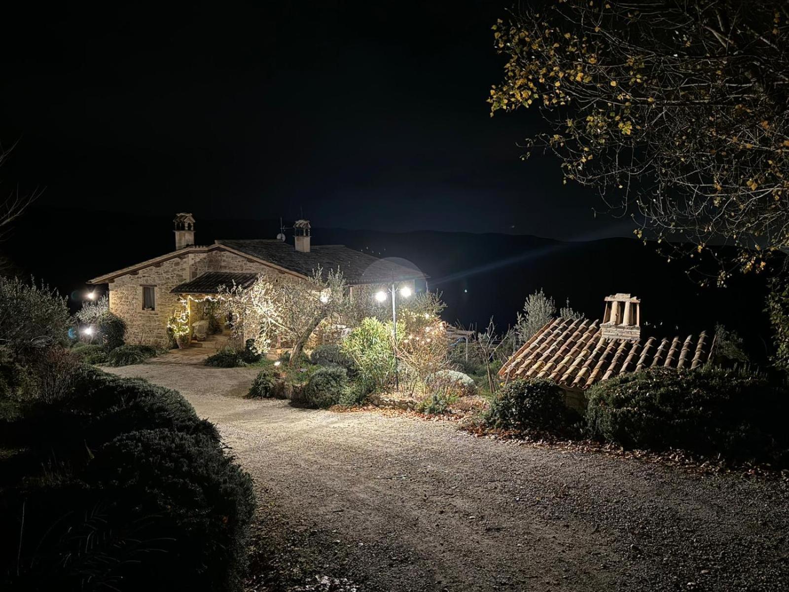 Il Casale Di Fiore Cannara Eksteriør billede