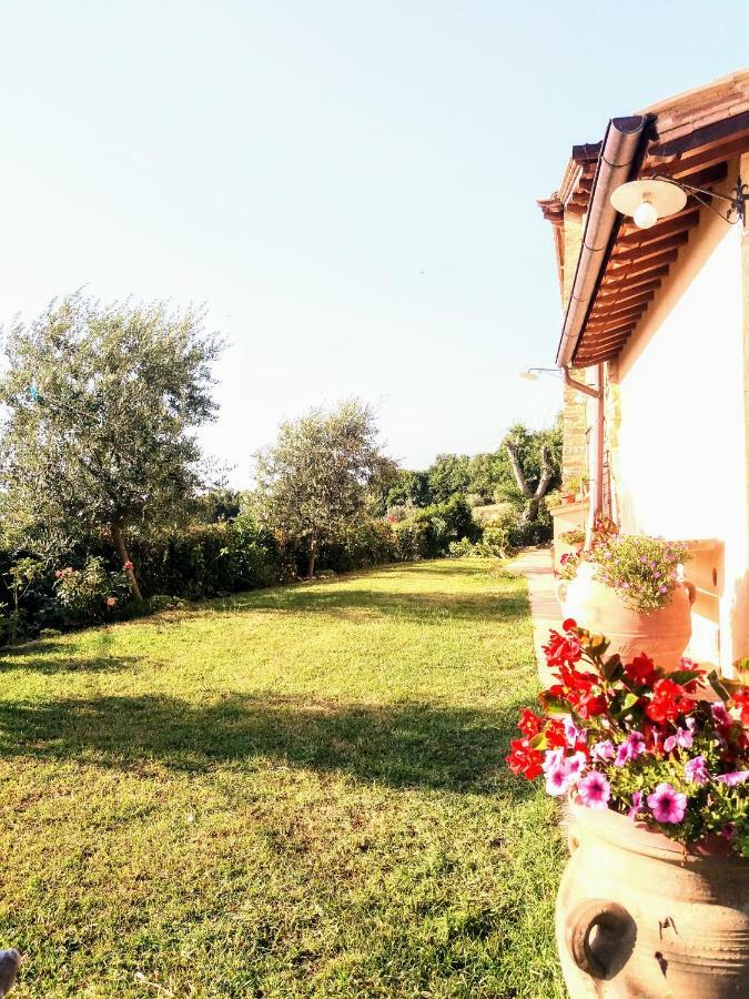Il Casale Di Fiore Cannara Eksteriør billede